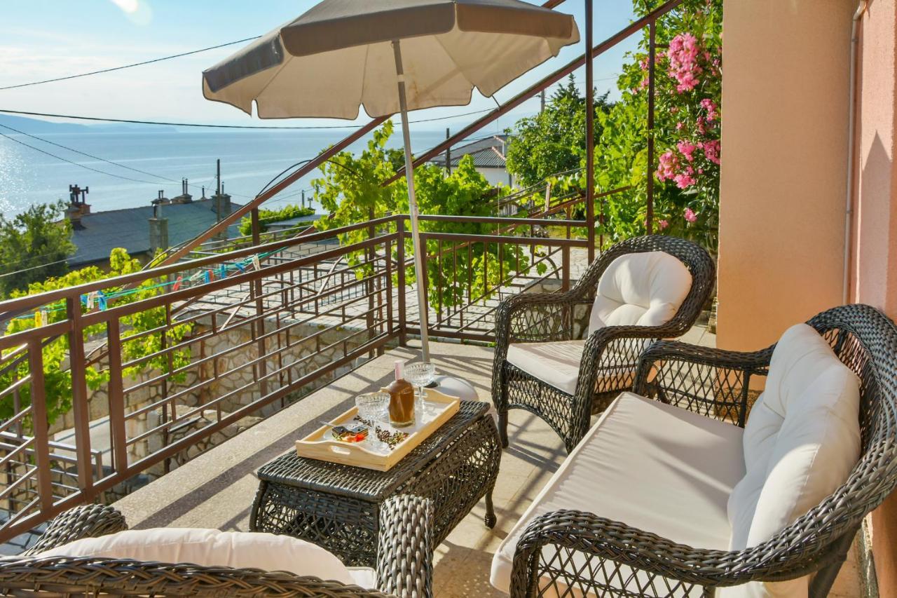 Apartmani Krijesnica Senj  Eksteriør bilde