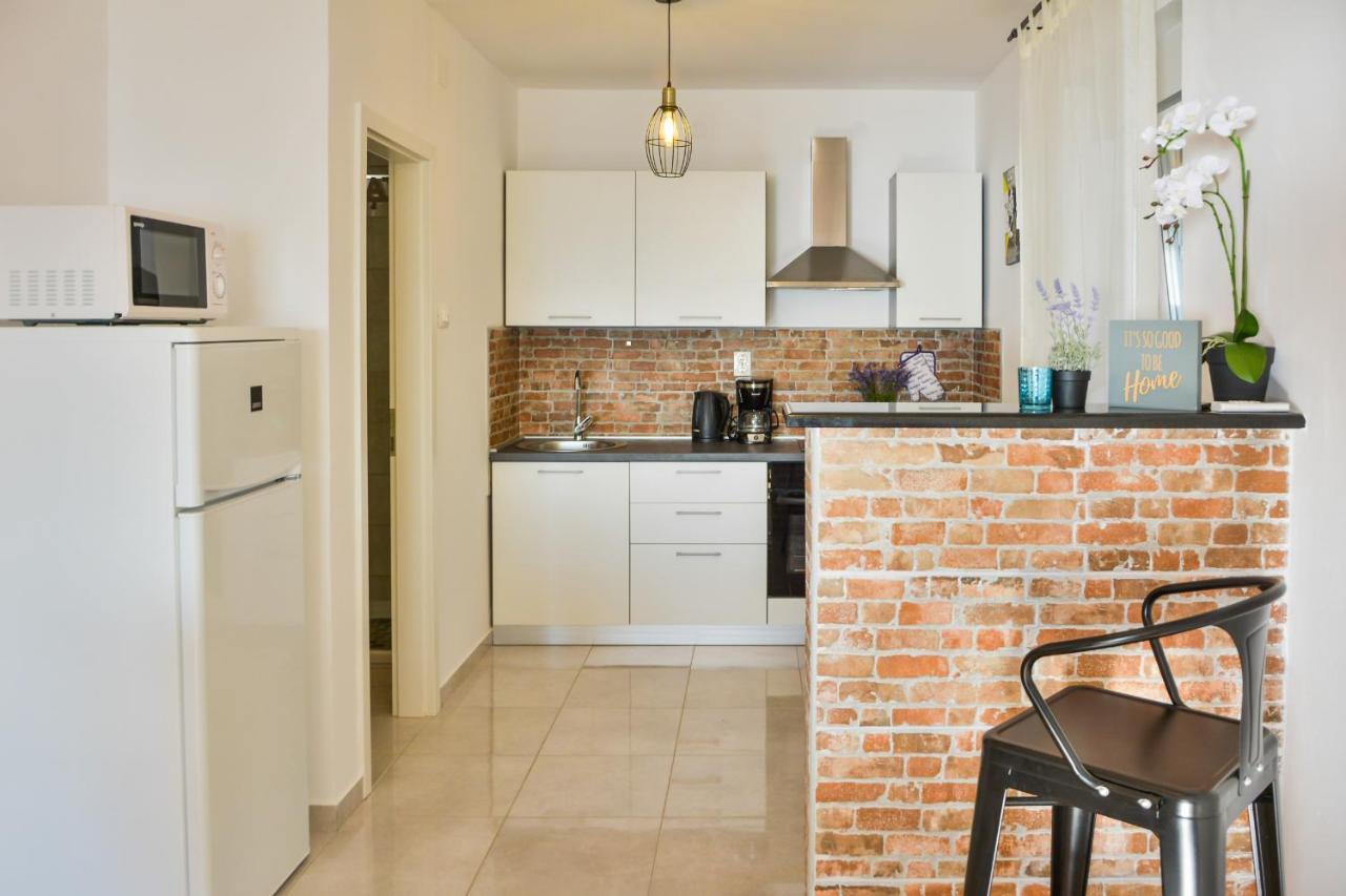 Apartmani Krijesnica Senj  Eksteriør bilde