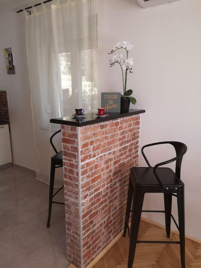 Apartmani Krijesnica Senj  Eksteriør bilde